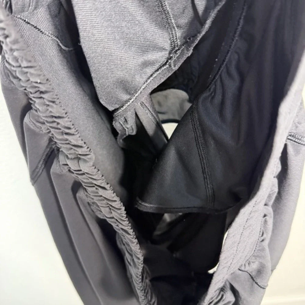 Lululemon Size 14 USC College Hotty Hot Shorts Black‎ Running Athletic